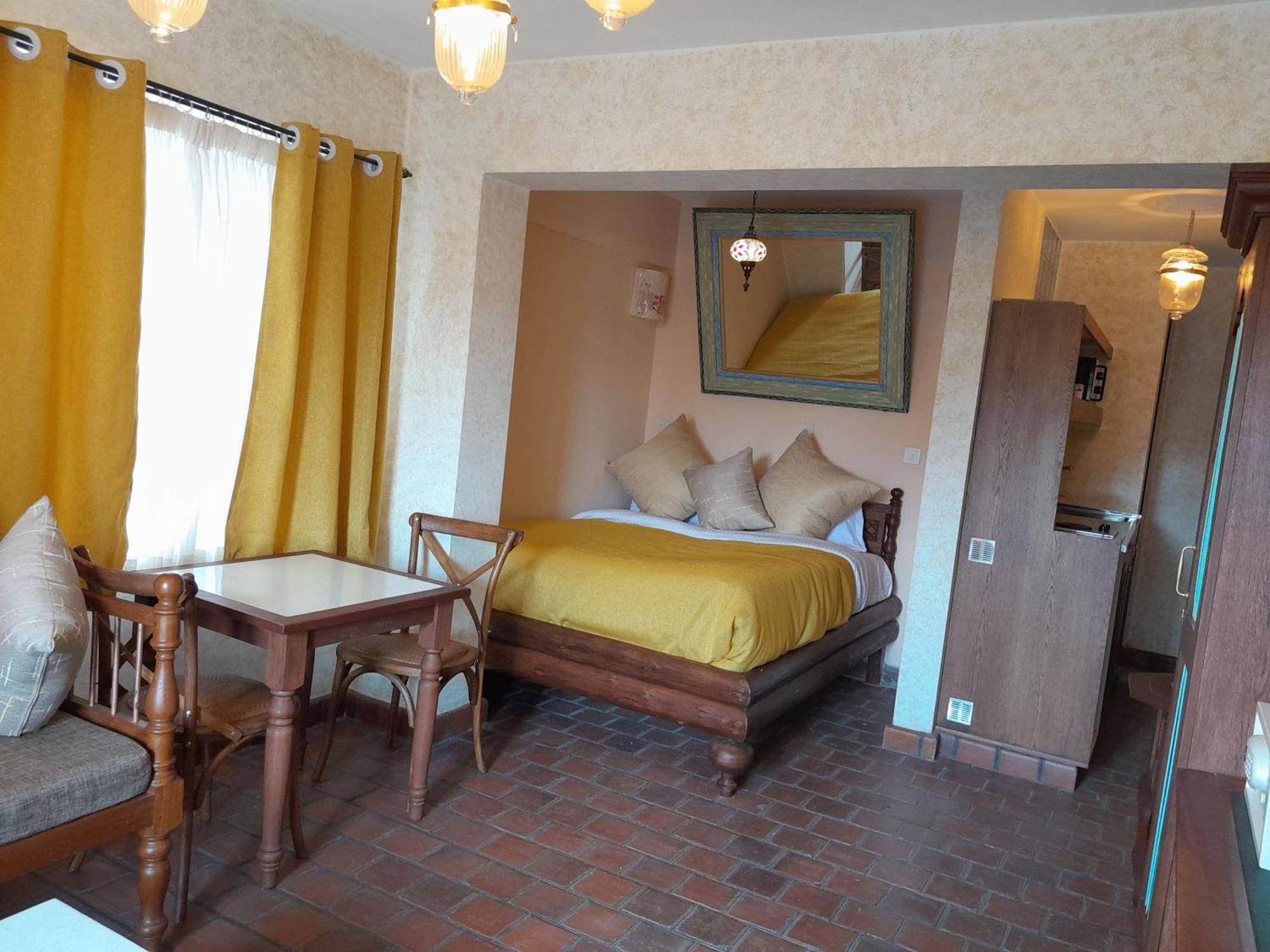 Woodmere Grand Hotel & Serviced Apartments Nairobi Bagian luar foto
