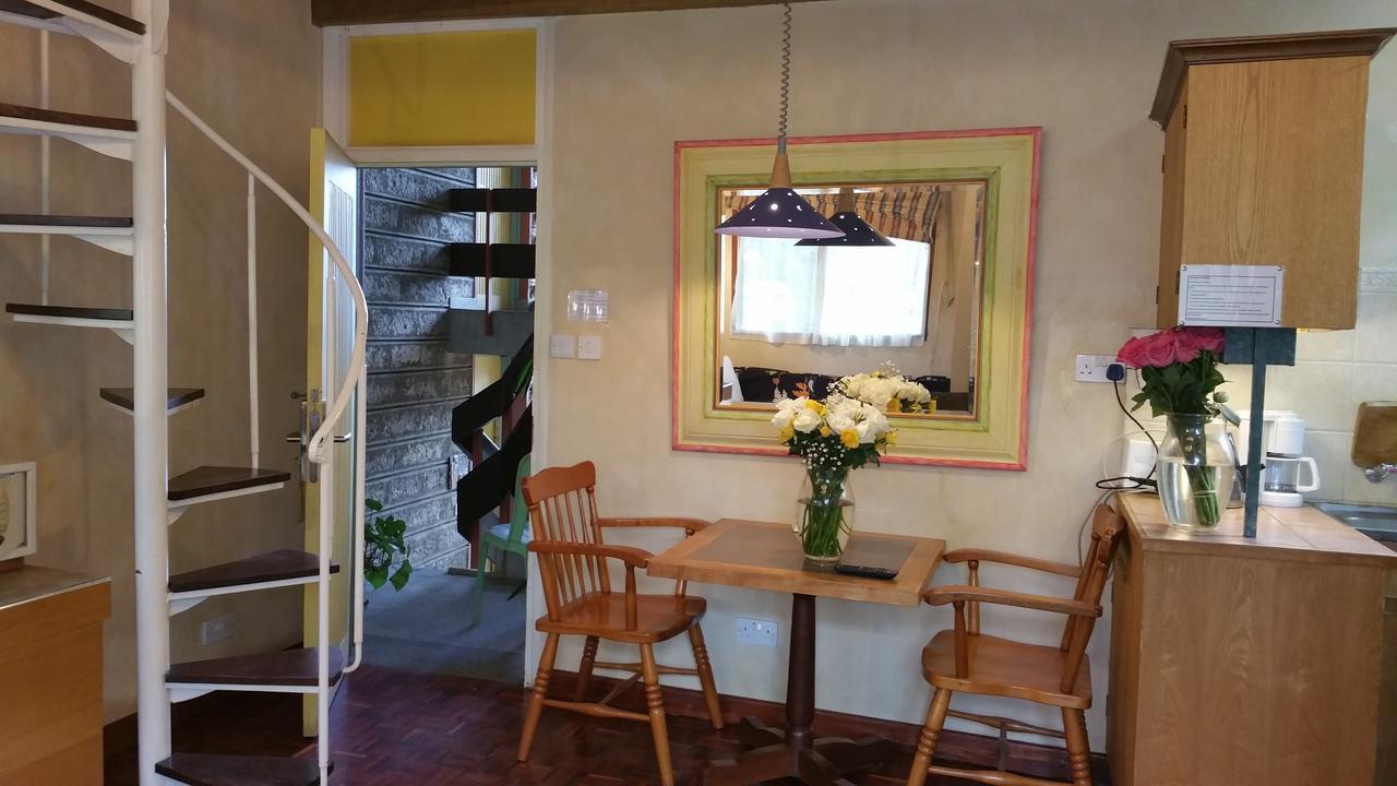 Woodmere Grand Hotel & Serviced Apartments Nairobi Bagian luar foto