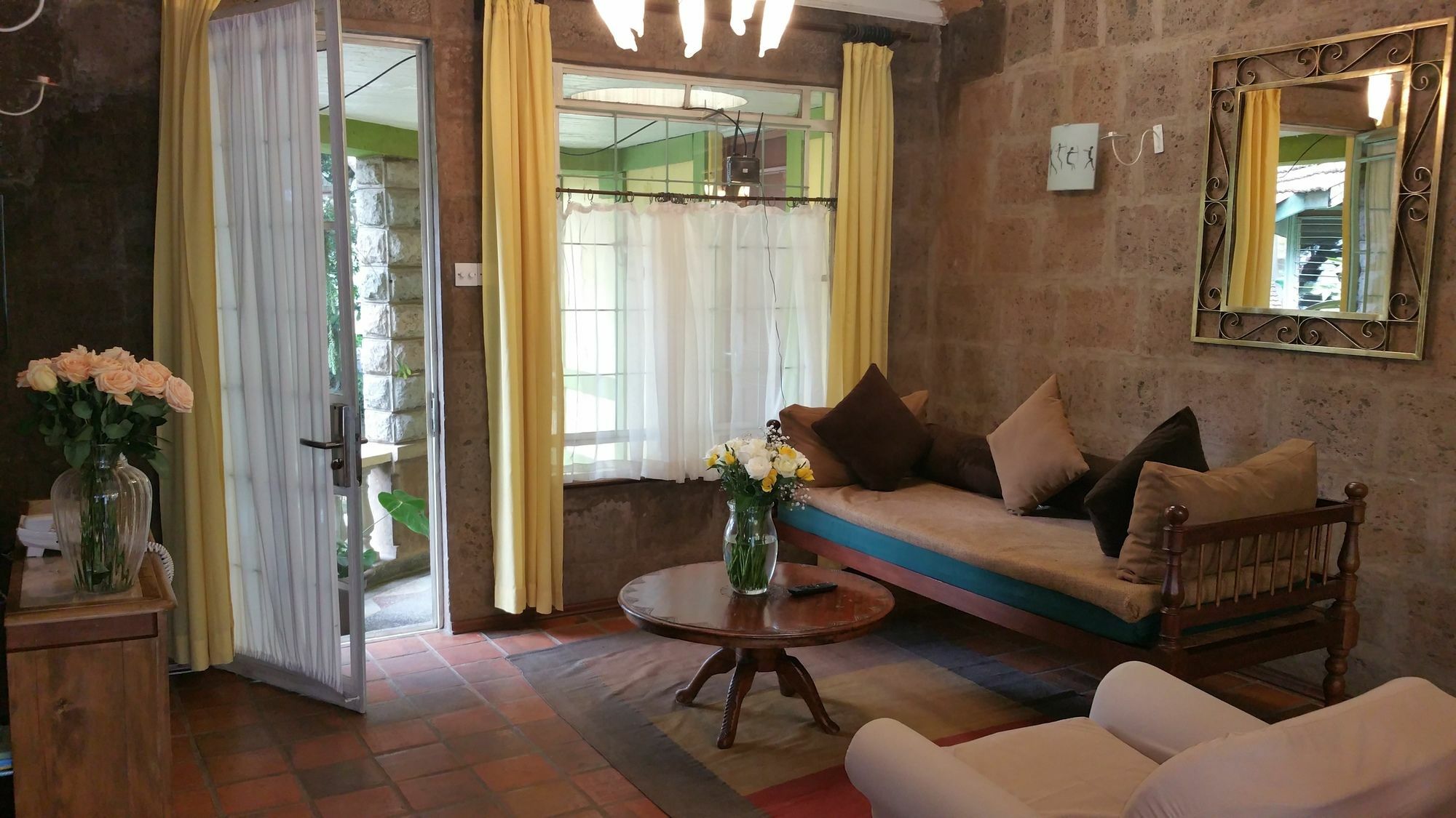 Woodmere Grand Hotel & Serviced Apartments Nairobi Bagian luar foto