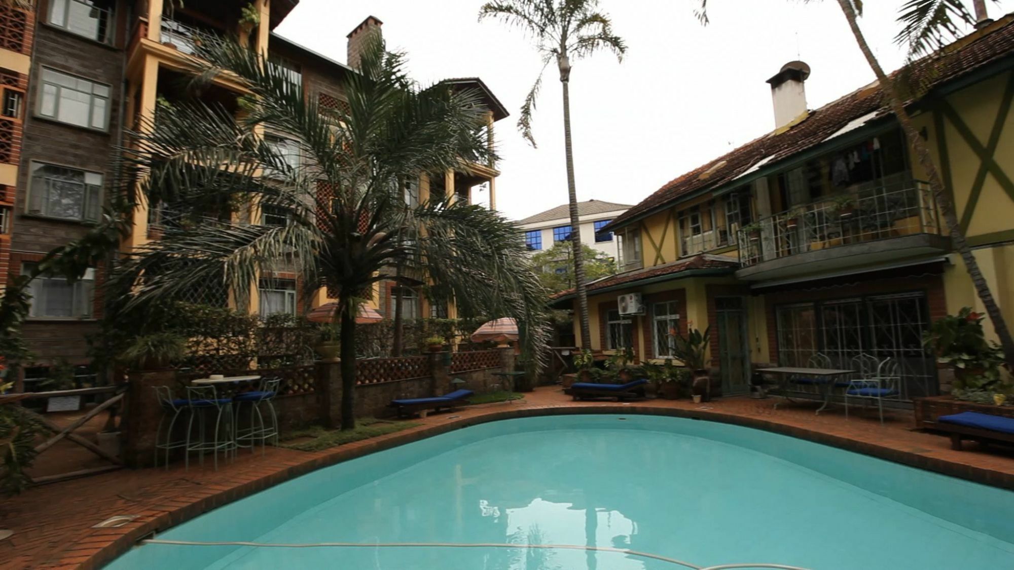 Woodmere Grand Hotel & Serviced Apartments Nairobi Bagian luar foto